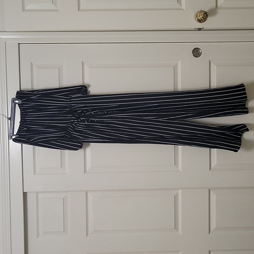 Off-shoukder jumpsuit